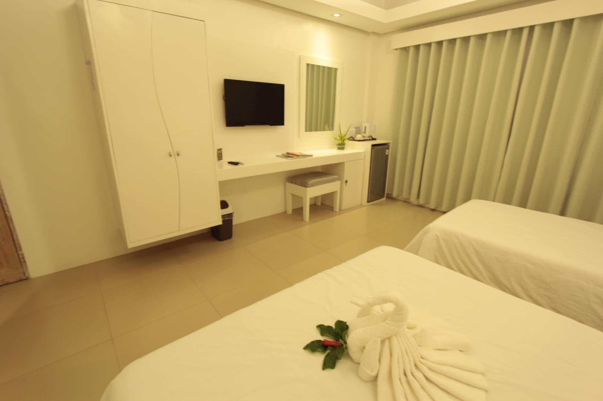 Casa Pilar Beach Resort Manoc-Manoc Esterno foto
