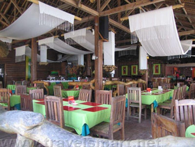 Casa Pilar Beach Resort Manoc-Manoc Esterno foto