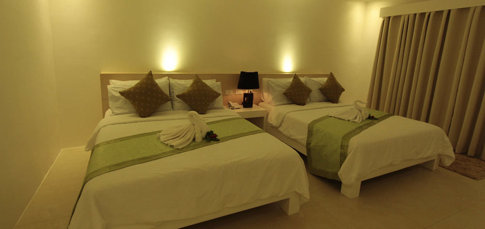 Casa Pilar Beach Resort Manoc-Manoc Esterno foto