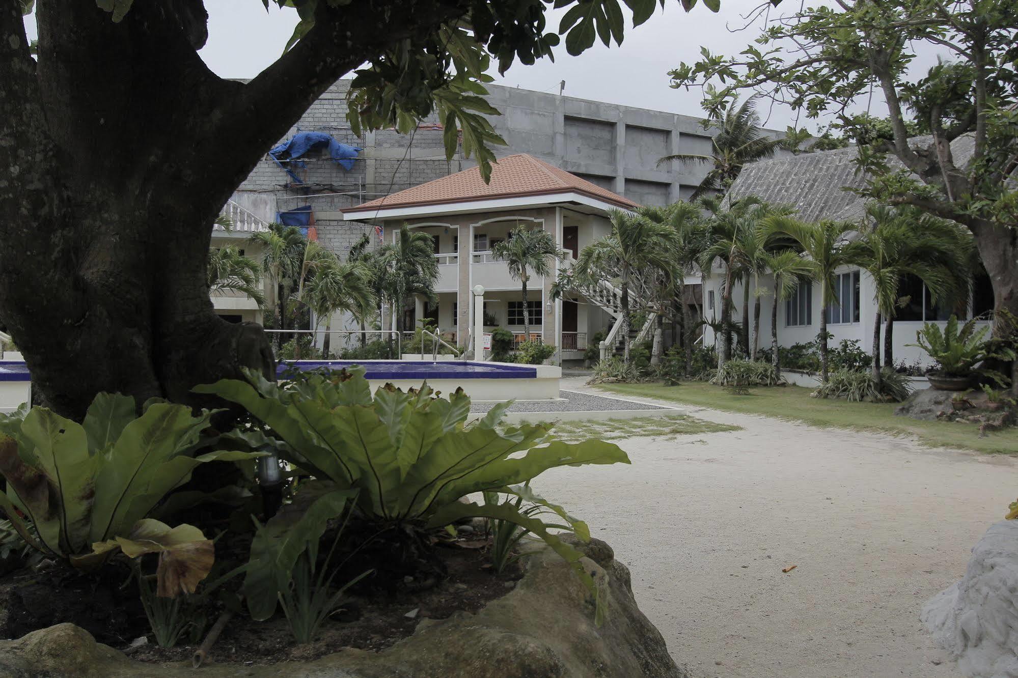Casa Pilar Beach Resort Manoc-Manoc Esterno foto