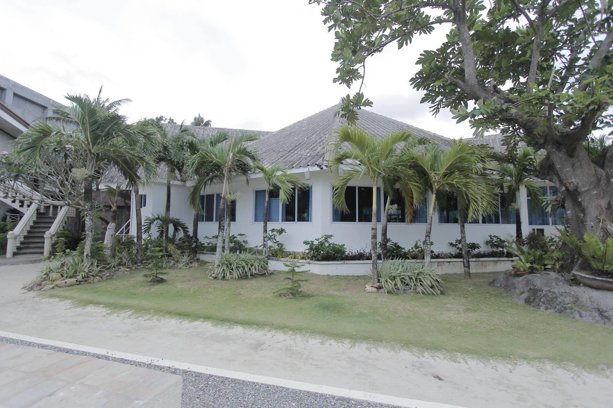 Casa Pilar Beach Resort Manoc-Manoc Esterno foto
