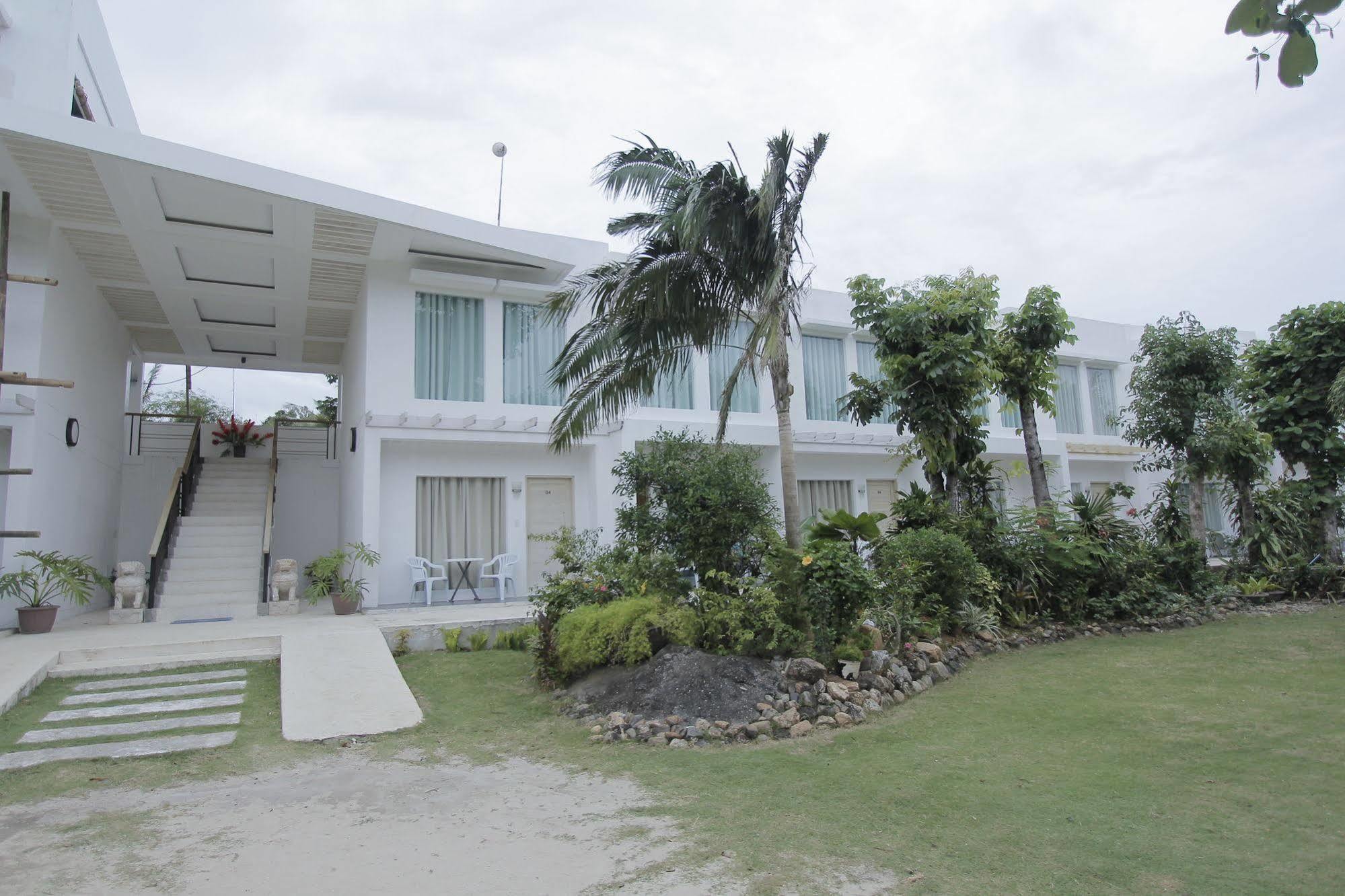 Casa Pilar Beach Resort Manoc-Manoc Esterno foto
